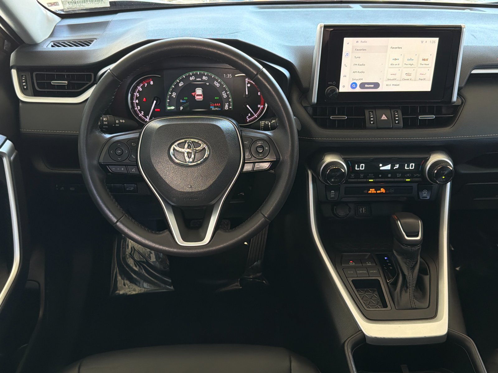 Used 2023 Toyota RAV4 XLE Premium FWD image 13