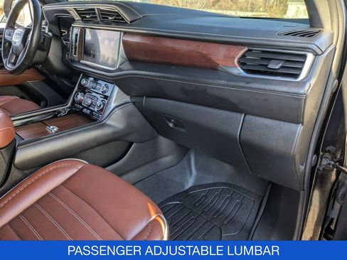 Used 2023 GMC Yukon Denali Ultimate AWD/4WD image 39