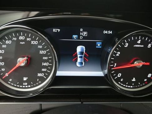 Used 2018 Mercedes-Benz E 300 4MATIC image 32