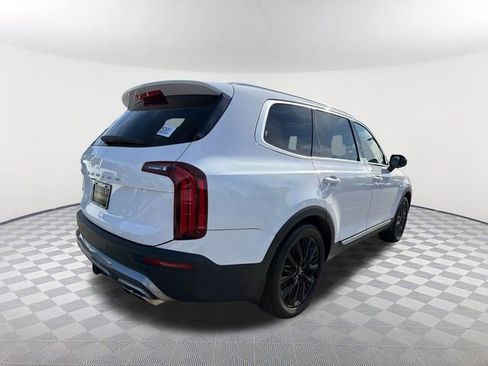 Used 2022 Kia Telluride SX w/ SX Prestige Package image 5