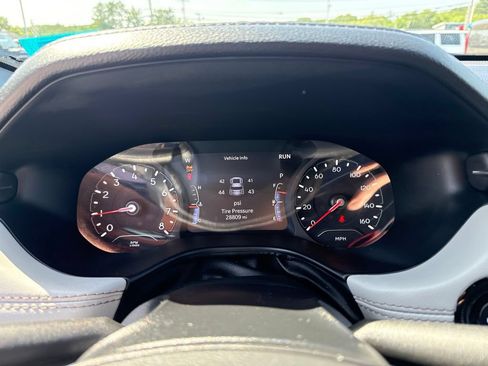 Certified 2023 Jeep Compass Limited AWD/4WD image 11