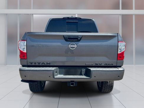 Used 2024 Nissan Titan SV w/ SV Convenience Package AWD/4WD image 6