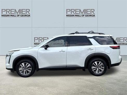 New 2026 Nissan Pathfinder SL FWD image 24