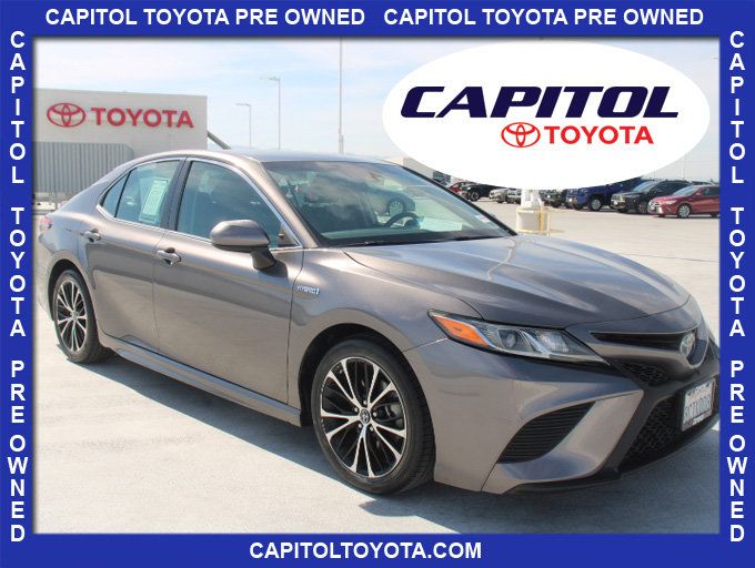 Used 2018 Toyota Camry SE w/ Protection Package (Q2) FWD image 1
