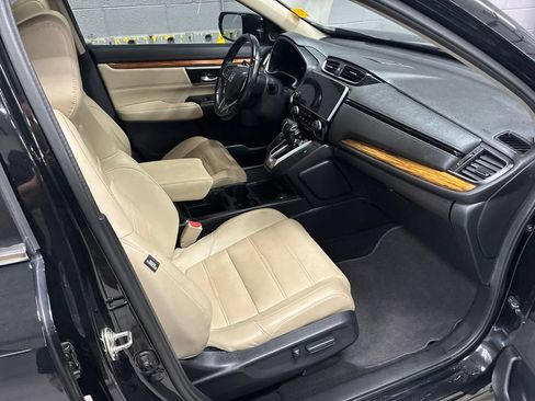Used 2017 Honda CR-V Touring image 7