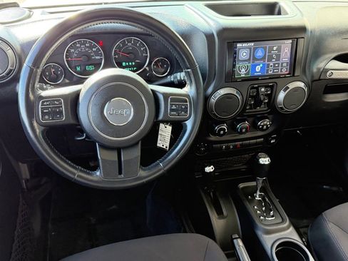 Used 2015 Jeep Wrangler Unlimited Sport AWD/4WD image 18
