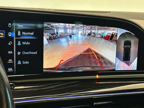 Used 2021 Cadillac Escalade Sport w/ Driver Assist Tech Package image 21