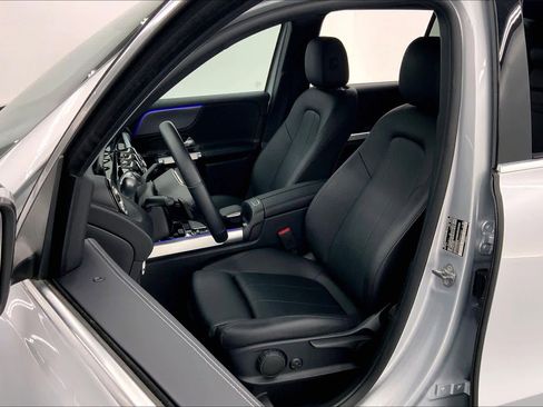 Certified 2022 Mercedes-Benz GLB 250 image 21