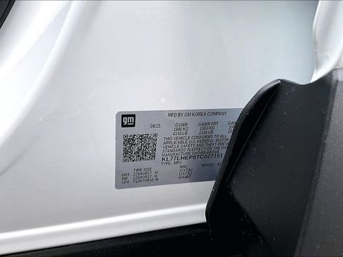 New 2026 Chevrolet Trax LT w/ Driver Confidence Package image 8