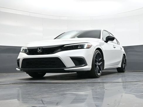 Used 2024 Honda Civic Sport image 41