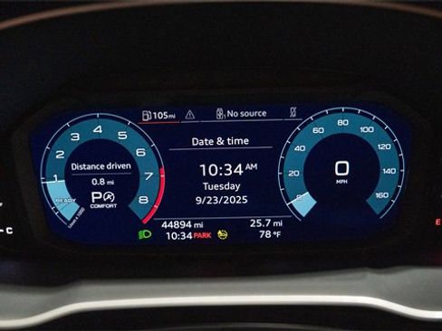 Used 2024 Audi Q3 2.0T Premium image 5