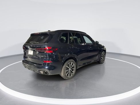 New 2026 BMW X5 xDrive40i w/ M Sport Package image 8