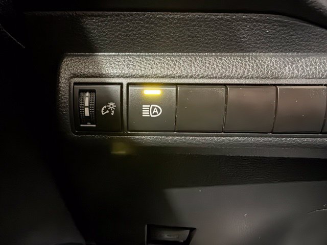Used 2024 Toyota Corolla LE FWD image 18