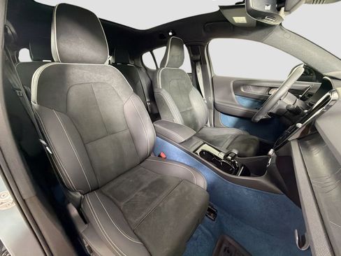 Certified 2023 Volvo C40 P8 Recharge Ultimate AWD/4WD image 29