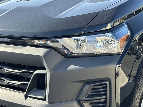Used 2023 Chevrolet Colorado W/T RWD image 11