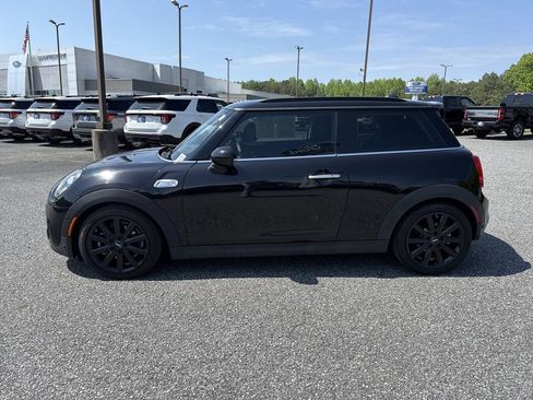 Used 2019 MINI Cooper S FWD image 4