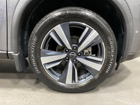Certified 2023 Nissan Rogue SL w/ SL Premium Package AWD/4WD image 32