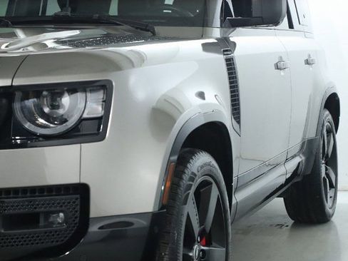 Certified 2024 Land Rover Defender 110 X-Dynamic SE image 14