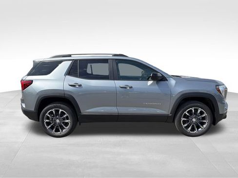 New 2027 GMC Terrain Elevation w/ Elevation Premium Package FWD image 8