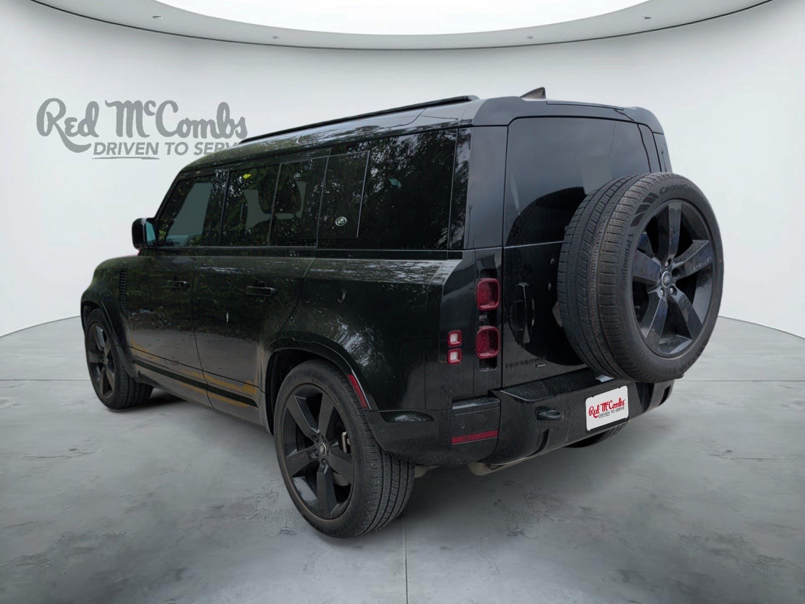 Used 2023 Land Rover Defender 110 X-Dynamic SE AWD/4WD image 3