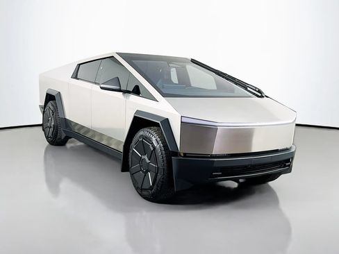 Used 2024 Tesla Cybertruck AWD Crew Cab image 3