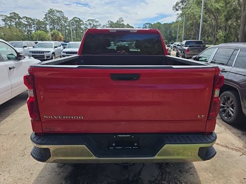 Used 2020 Chevrolet Silverado 1500 LT AWD/4WD image 4