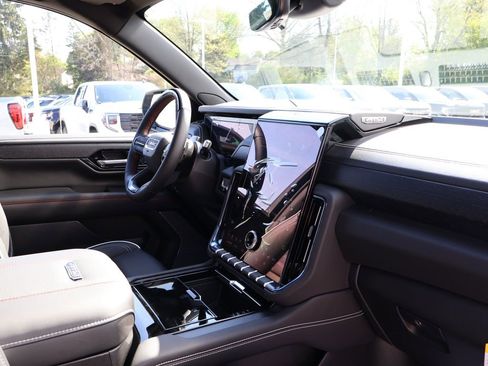 New 2026 GMC Yukon AT4 Ultimate AWD/4WD image 48