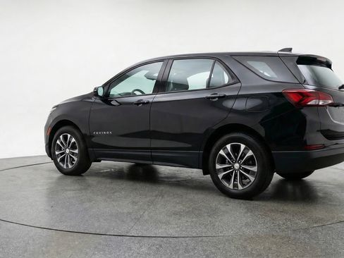 Used 2025 Chevrolet Equinox LT image 6