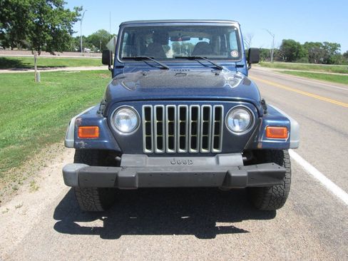 Used 2002 Jeep Wrangler SE AWD/4WD image 9