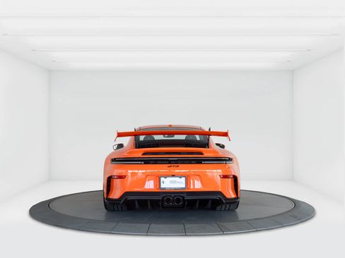 Used 2026 Porsche 911 GT3 RWD image 4