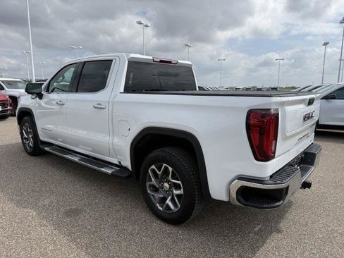 New 2026 GMC Sierra 1500 SLT RWD image 7