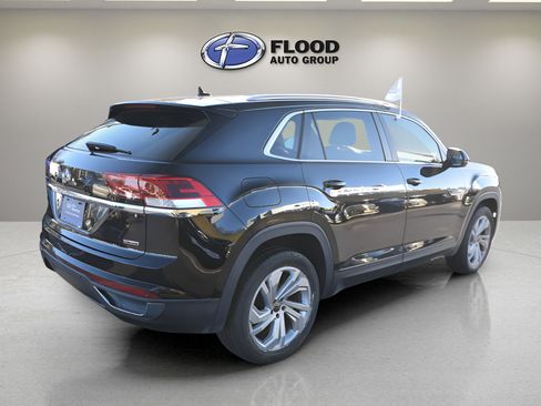 Used 2020 Volkswagen Atlas Cross Sport SEL image 4