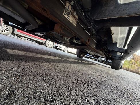 Used 2010 Chevrolet Silverado 1500 LT w/ Power Pack Plus image 16