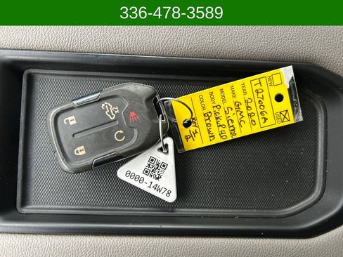 Used 2020 GMC Sierra 2500 SLE w/ Preferred Package AWD/4WD image 26