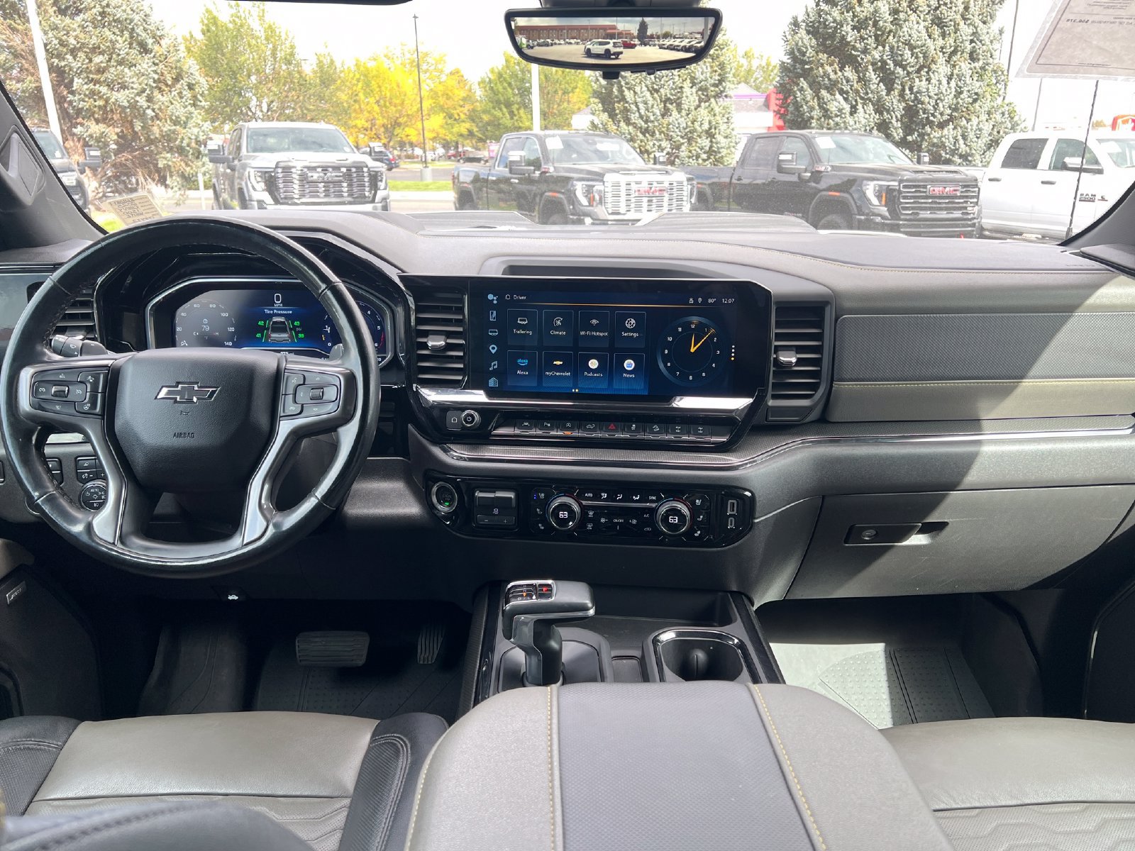 Used 2025 Chevrolet Silverado 1500 ZR2 w/ Technology Package AWD/4WD image 11