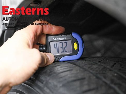 Used 2023 Toyota bZ4X XLE AWD/4WD image 28