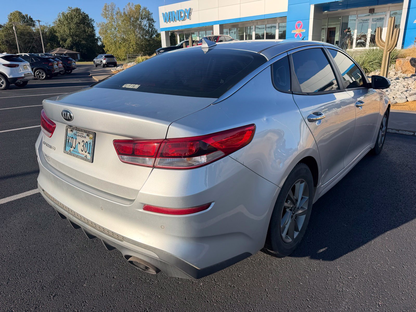 Used 2019 Kia Optima LX FWD image 4