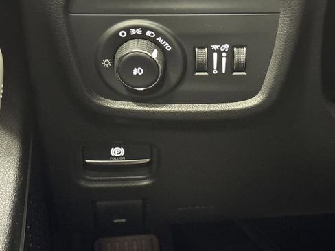 New 2026 Jeep Grand Cherokee Limited image 25