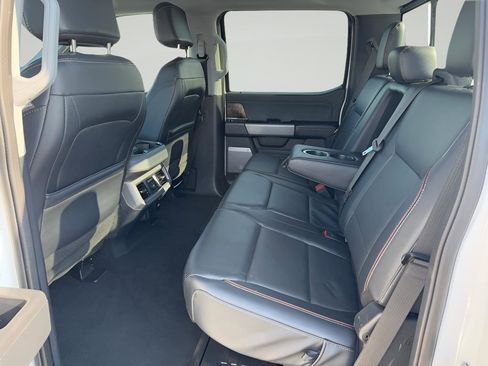 Used 2024 Ford F250 Lariat image 35