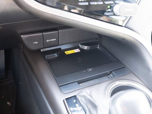Used 2023 Toyota Camry XSE w/ Navigation Package FWD image 5