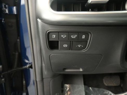New 2026 Hyundai Ioniq 9 Limited AWD/4WD image 17