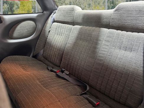 Used 1998 Pontiac Grand Am GT w/ Opt Pkg FWD image 10