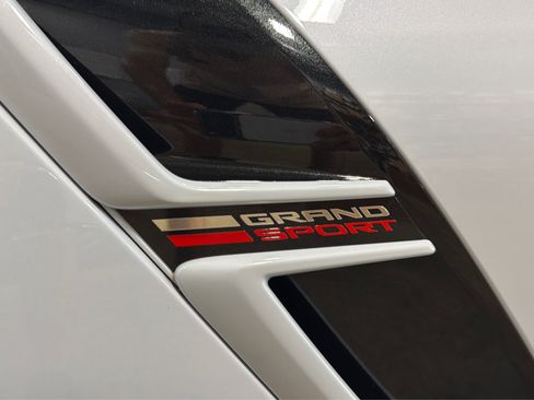 Used 2019 Chevrolet Corvette Grand Sport RWD image 42