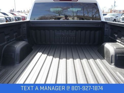 New 2026 GMC Sierra 1500 SLE w/ X31 Off-Road Package AWD/4WD image 10
