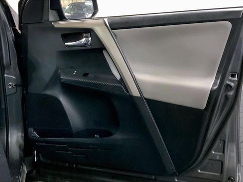 Used 2015 Toyota RAV4 Limited AWD/4WD image 23