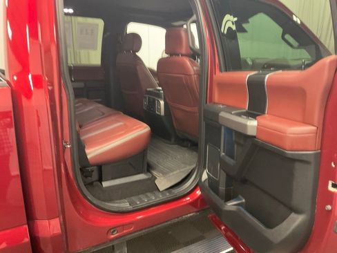 Used 2018 Ford F250 Platinum w/ Platinum Ultimate Package image 20