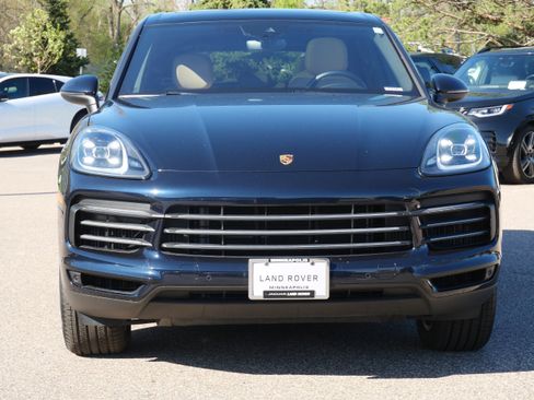 Used 2023 Porsche Cayenne AWD/4WD image 8