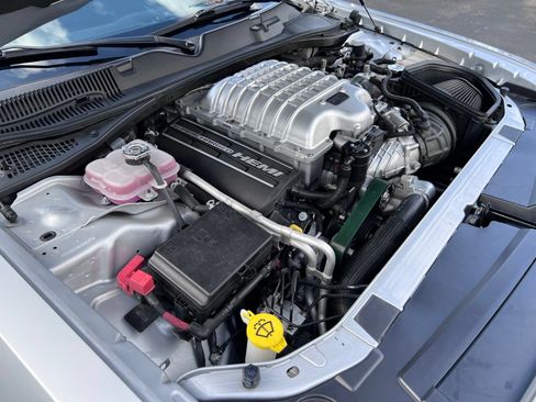 Used 2020 Dodge Challenger SRT Hellcat Redeye RWD image 5