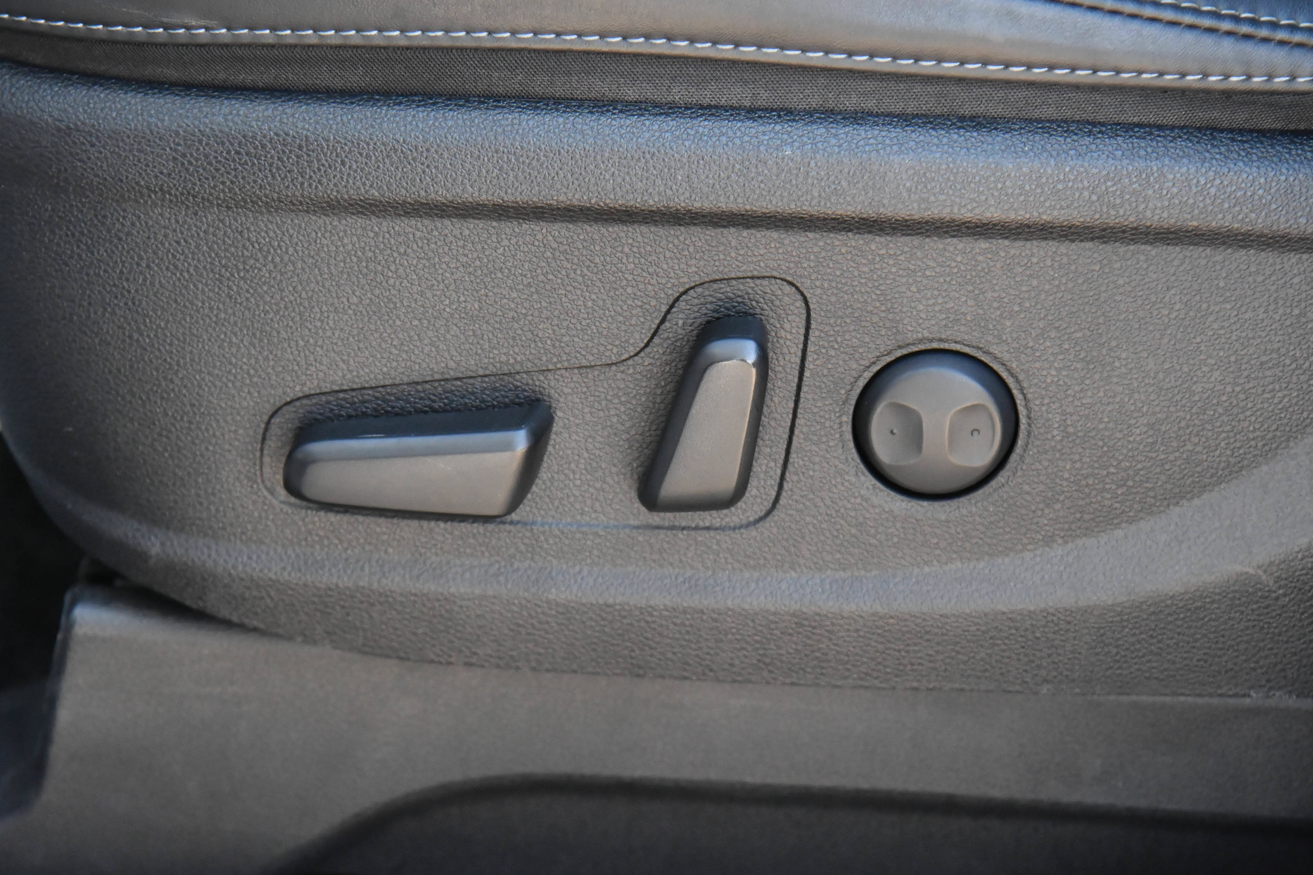 Used 2022 Kia Telluride S FWD image 17