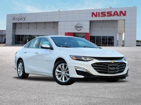 Used 2024 Chevrolet Malibu LT FWD image 1